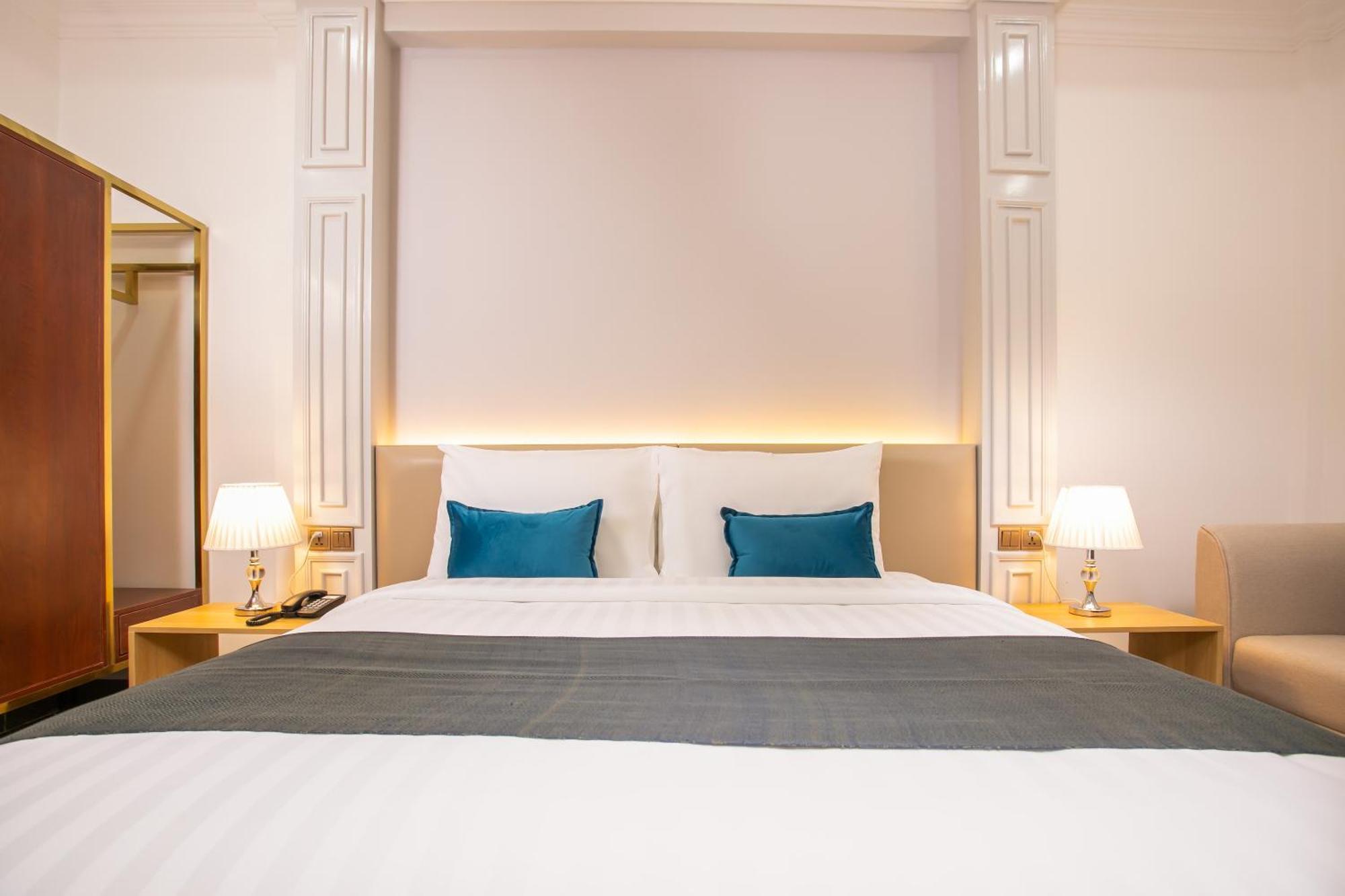 Cambana Poipet Hotel エクステリア 写真